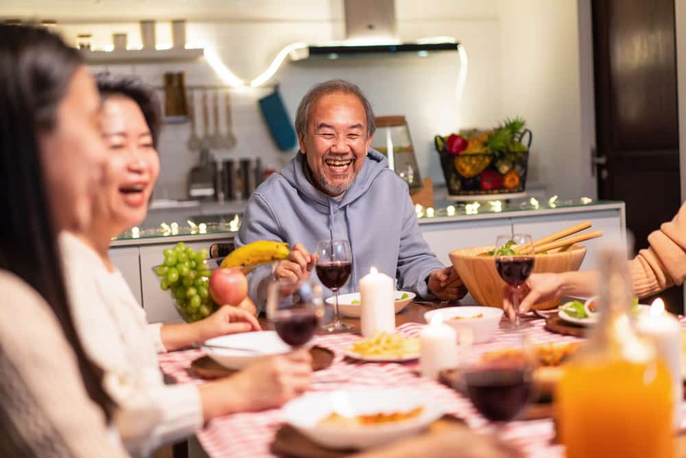 Half an hour after a meal, the golden time for health, don't miss it! 